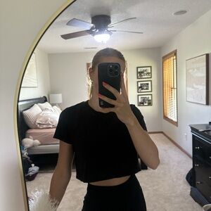 Urban Outfitters Black Cropped Crew Tee